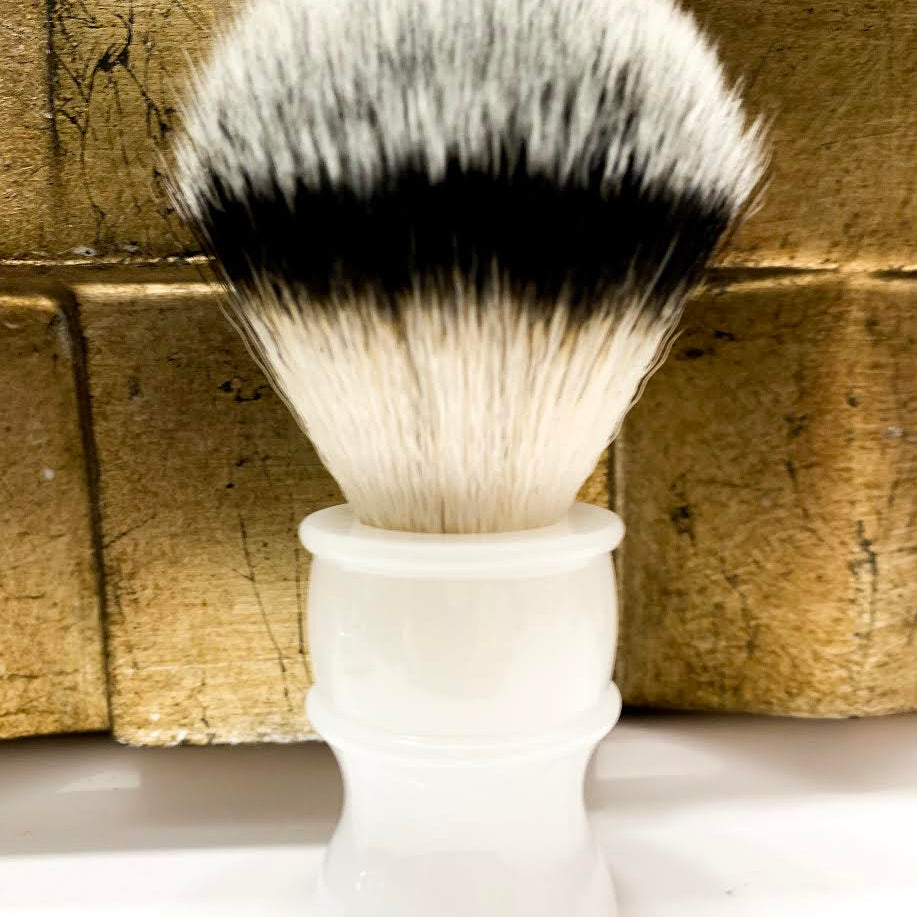 synthetic silver-tip shave brush cruelty free 
